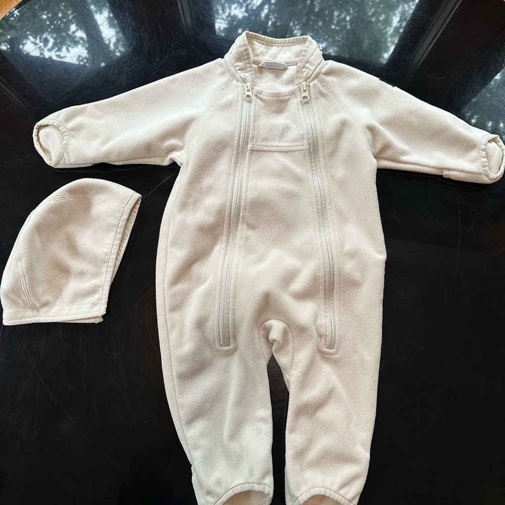Polarn O. Pyret White Kids Footie with Hat